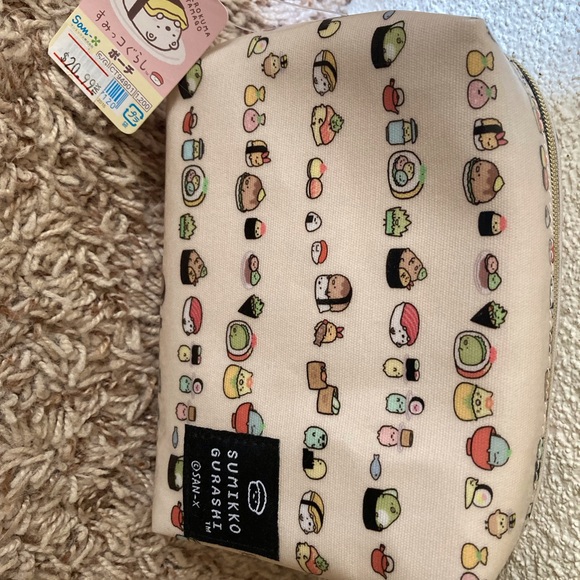 Makeup bag - Picture 2 of 2